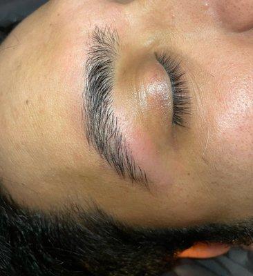 Men brow wax