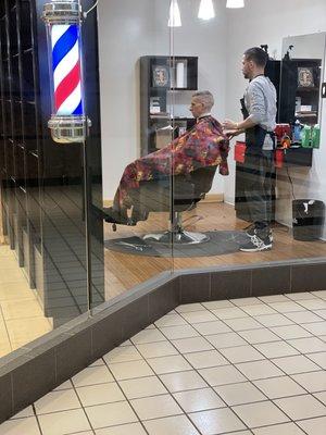 Diamond Tip Barbershop