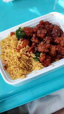 C7. Sesame Chicken Combo Dinner