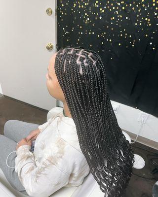 Medium size box braids