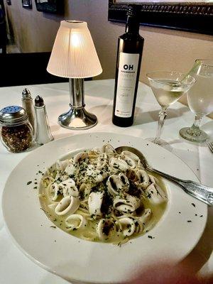 Spaghetti Calamari's in a garlic, parsley & white wine sauce