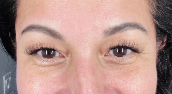 Classic set of eyelash extensions.