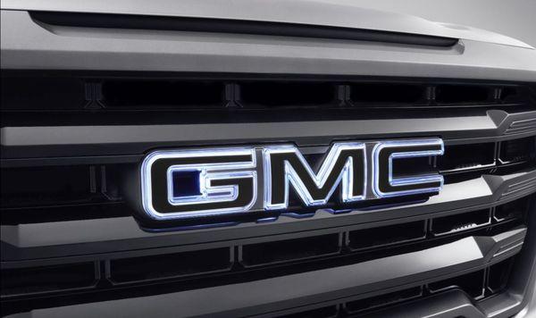 Lighted GMC front emblem