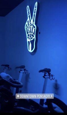 Neon cycle room