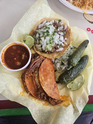 2 birria + 1 carnitas taco