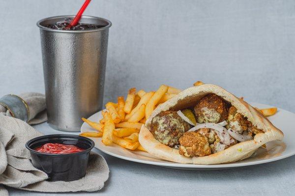 Falafel Sandwich Combo