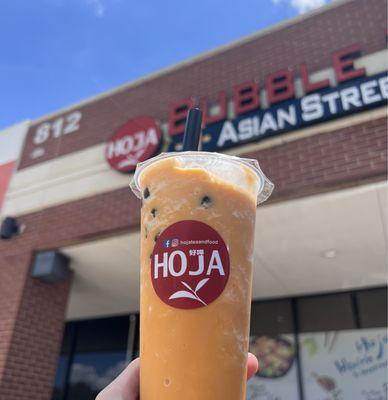 Thai tea slush with boba