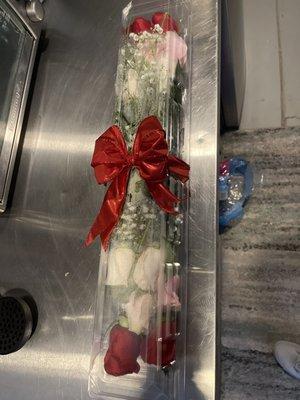 Complimentary dozen roses for your business.