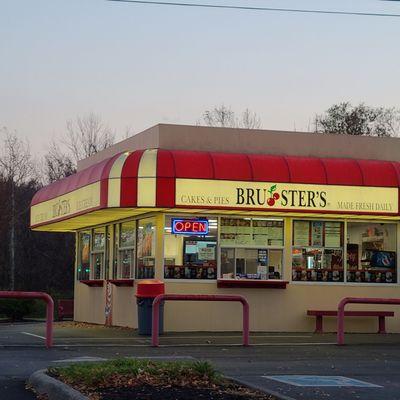 As we approached Bruster's Ice Cream building one can see the red OPEN sign in the window.