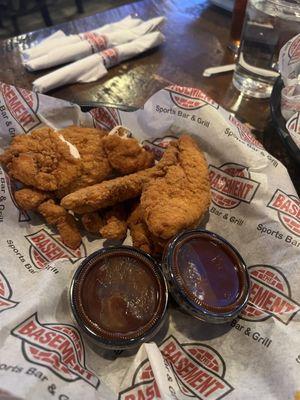 Chicken Tenders w/bbq sauce on the side