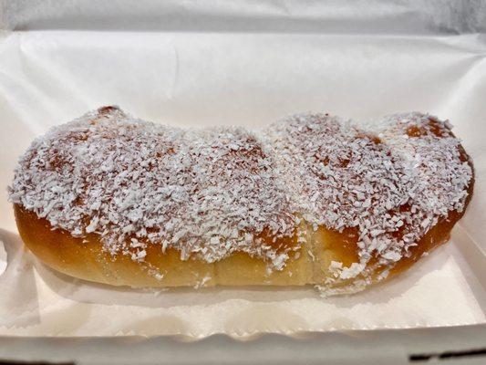 Rosquinha (Coconut Bun) with filling