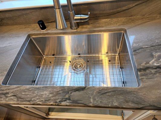 Sink install