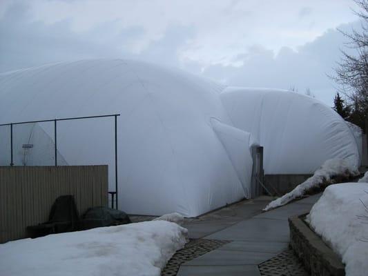 Tent for tennis courts (3/2011)