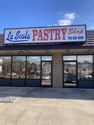 La Scala Italian Pastry Shop