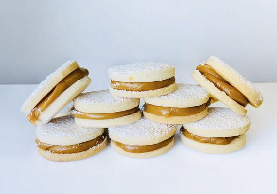 delicious Alfajores