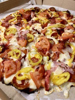 Italian sub pizza on thin crust was a standout for being such a simple combination of toppings. #UpCloseSavor