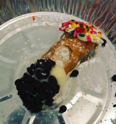 Mini cannoli