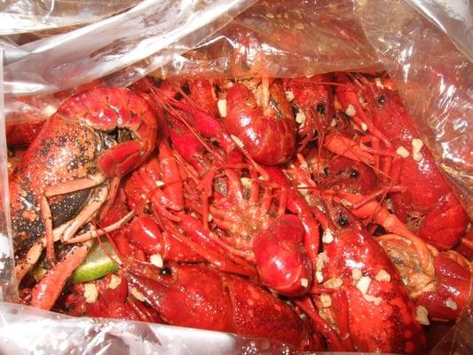 Two pounds of crawfish, medium with garlic ($4.99/lb)