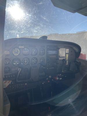 Cockpit with a 6 pack