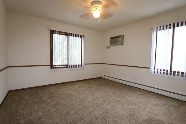 Fully Renovated 2 bedroom apartment in Northeast Minneapolis