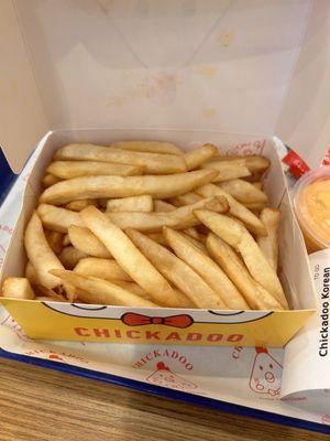 Fries that come with combo bowl