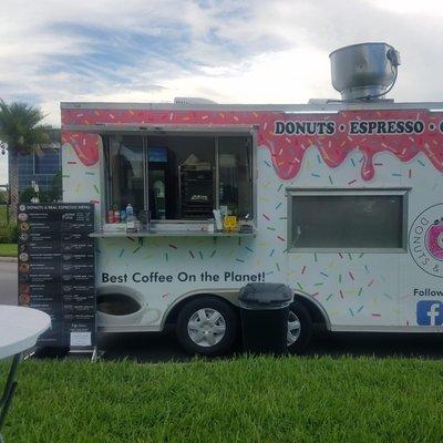 FOOD TRUCK  DONUTS AND COFFEE