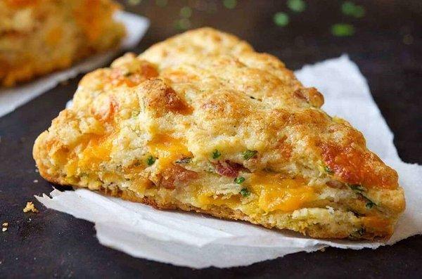 Bacon Cheddar Chive Scones