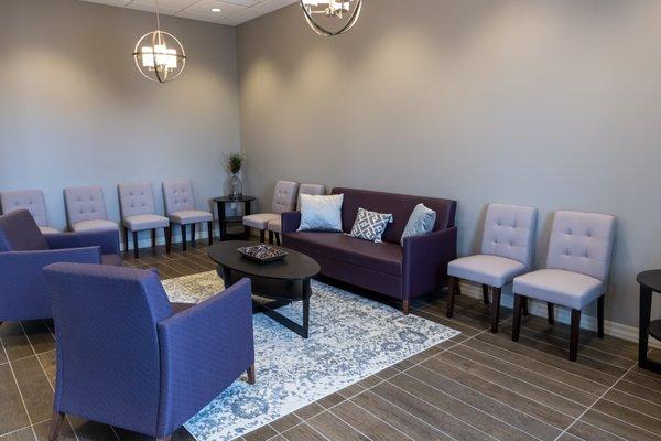 Lewis Center Office - Patient Lounge