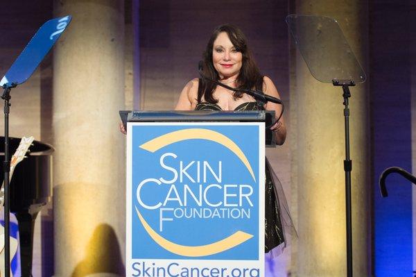 Dr Perez Giving a Talk at the  Skin Cancer Foundation