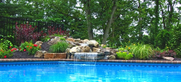 Natural Stone Swimming Pool Waterfall