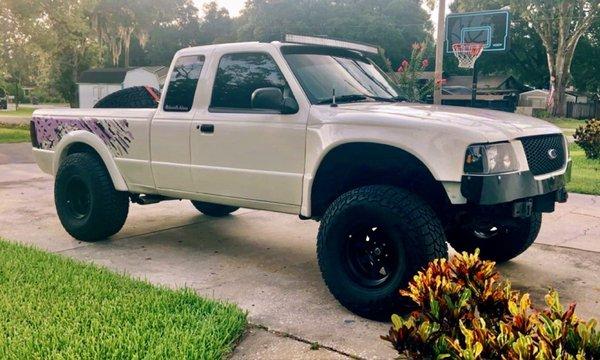 Ford ranger with 3in lift and body fit on it