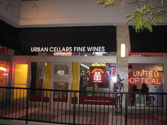 Storefront in Charles Plaza