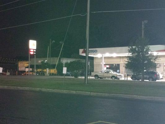 Citgo on Custer after dark