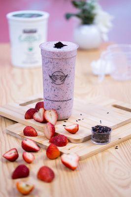 Strawberry Rice Yogurt (w/purple rice) *Blended Drink (*caffeine free )