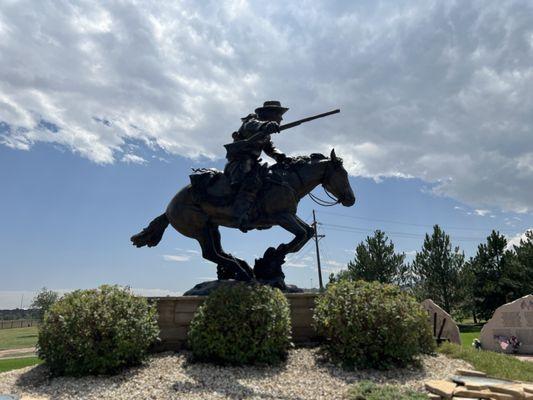 Kit Carson sculpture