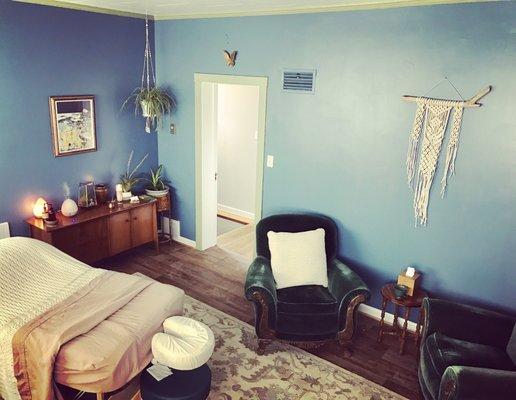 Massage therapy and herbal medicine room