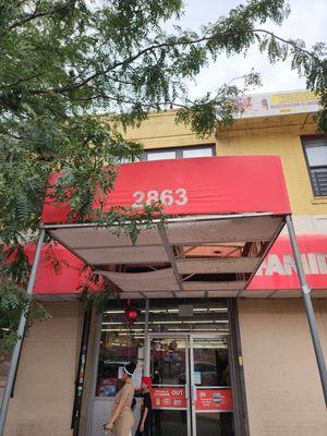 Family Dollar - Incident site
 Location: 2863 WEBSTER AVE, BRONX, NY 10458