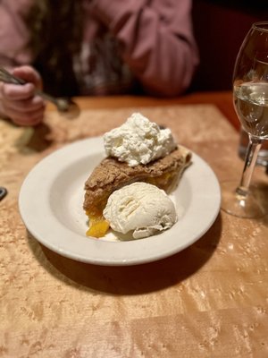 Peach Crumb Pie