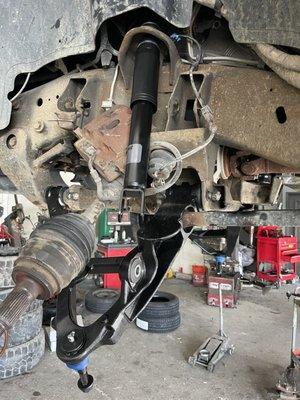 suspension repair in Manteca, CA