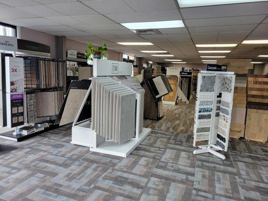 Showroom in Auburn! Carpet, hardwood, lvt, water proof-laminate, counter tops and more!