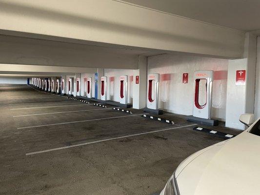 Tesla Supercharger - Downtown Brea