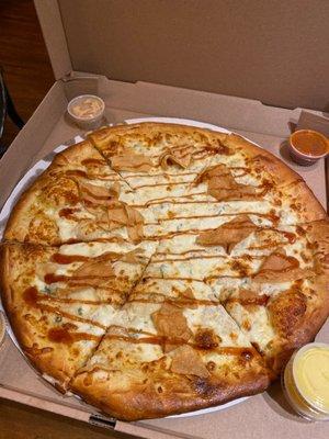 Crab rangoon pizza