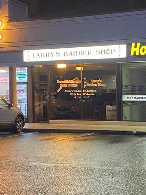 Larry's Barber Shop