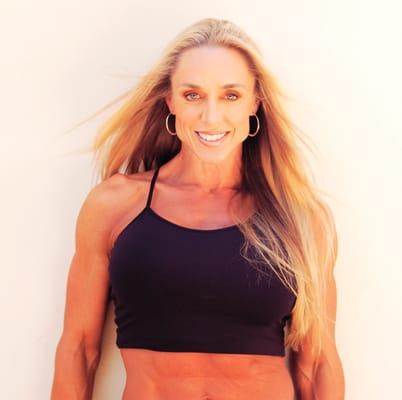 Joanne Lee Cornish, Personal Trainer, Nutritionist; Corporate Wellness