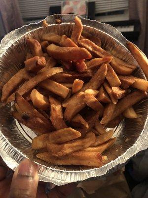 Dehydrated & reheated fries; served with three ketchup packages