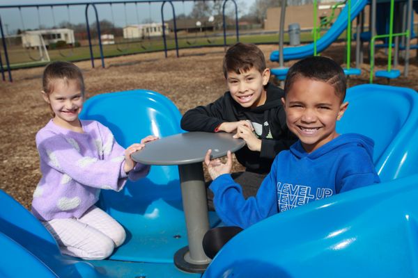 Boiling Springs Elementary School Students Enjoying Recess