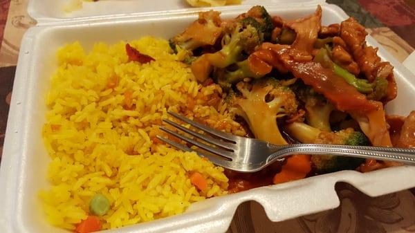 Enjoying delicious chicken and broccoli take out for lunch today. Only $4.55 for the lunch special.