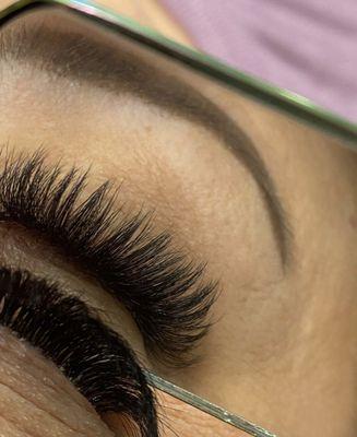 Volume lash extensions