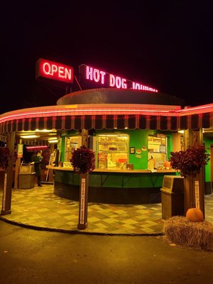 Fantastic neon signage at night!