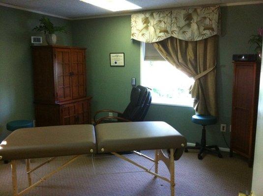 Dr. Doe's massage therapy room